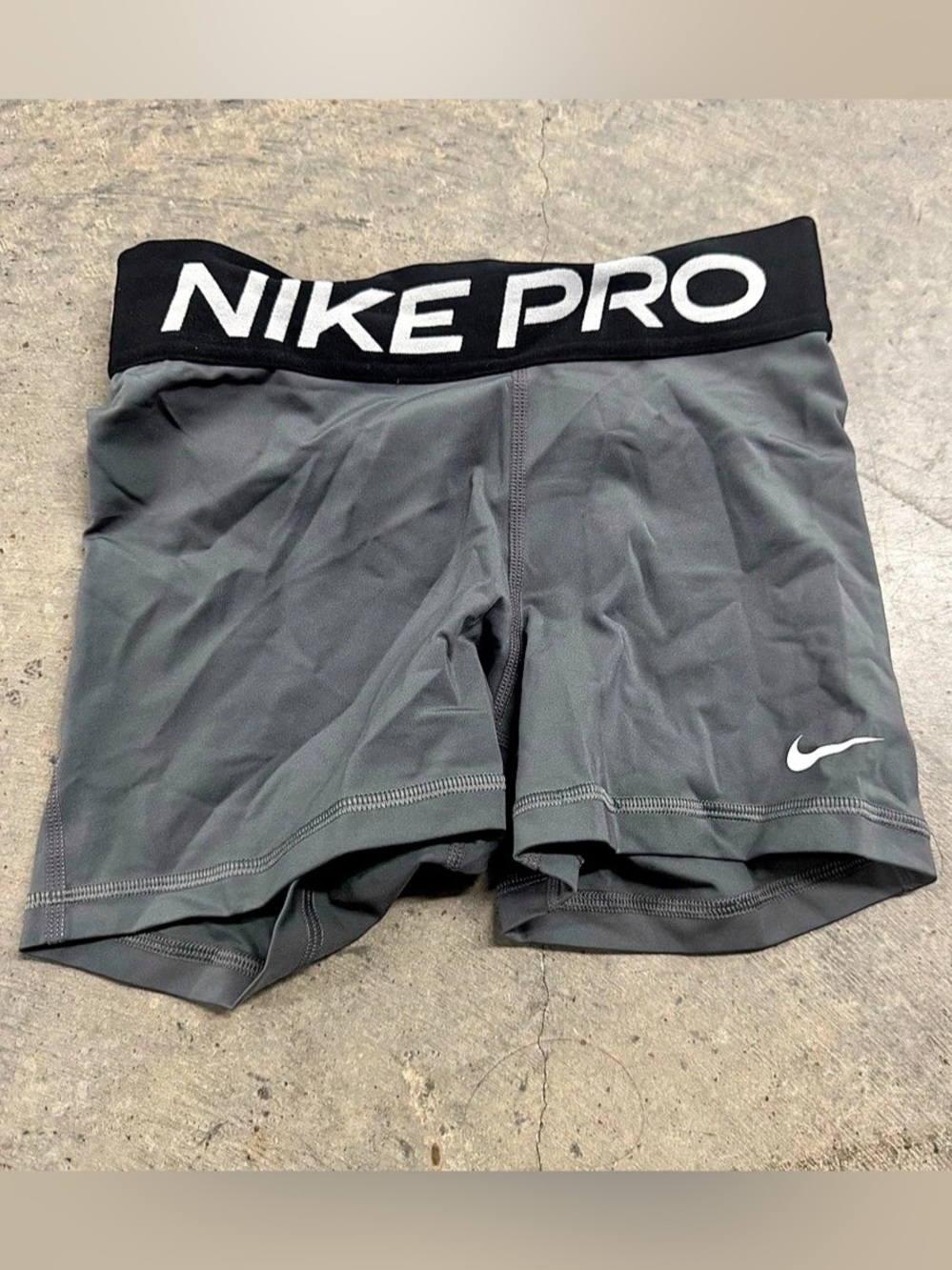Nike Pro Shorts Athletic Shorts Gray XS Sporty Running Gym Workout